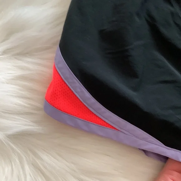 Under Armour Black Running Shorts - Picture 7 of 7